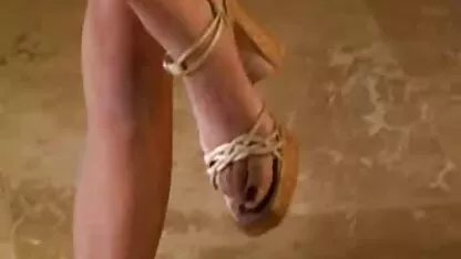 Gỗ mun sec me con loan luan fucker đập trắng nữ trong doggy vị trí