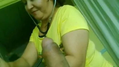 Ba sinh viên Kursk zhakah phim sec hai me con em bé quen thuộc