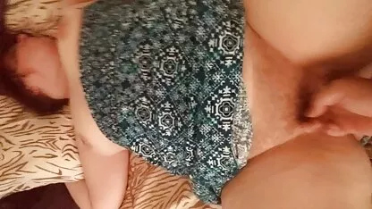 Christina đeo kính hút xe bán tải sec loan luan me va con kiếm tiền