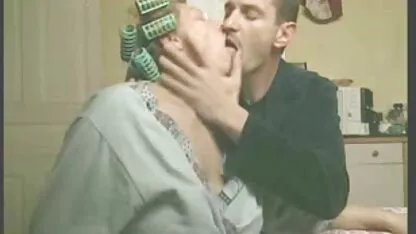 Có một số tình dục đẹp thay pim sec me ke vì được trả tiền