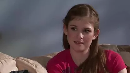 Một giáo viên ranh mãnh liếm âm sec loan luon me con hộ của học sinh để đổi lấy điểm