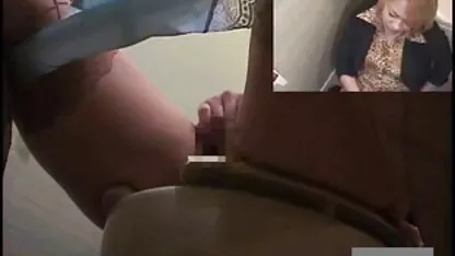 Những chú gà con hay nhất đã pim sec me va con thể hiện mình tại một cuộc thi sắc đẹp