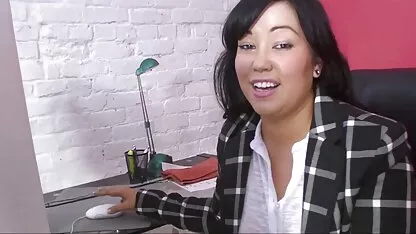 Đẹp mulatto tình nhân strapon trong nô phim sec loan luon me con lệ đít