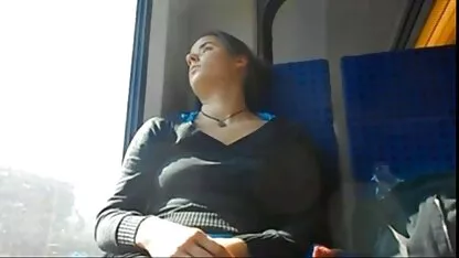 Hai nữ tiếp phim sec me dit con viên hàng không mảnh mai tặng doanh nhân trên máy bay