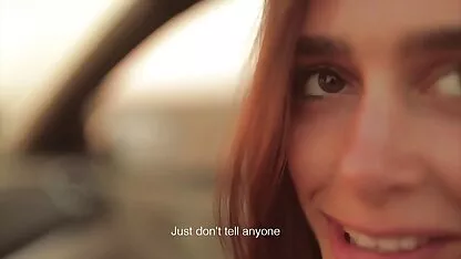 Anyuta thực phim sec hai me con dit nhau hiện một thổi kèn cho một người trên máy ảnh