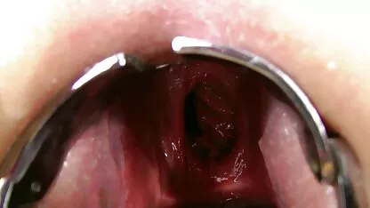 Playful masked gymnast lan xem phim sec loan luon me con rộng cô ấy chân và lái một strapon trong cô ấy đít