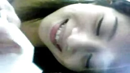 Trên một riêng khiêu dâm vật đúc, một nóng phim sec me gia cô gái là fuck