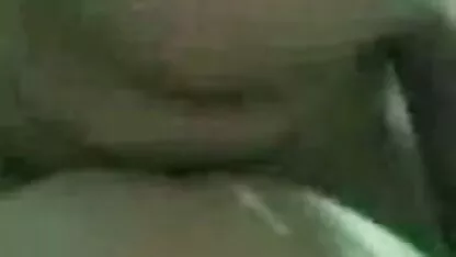 Anh chàng kết thúc Valentina ngay trên sec loan luon me con lưỡi