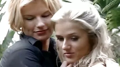 Alina fucked một chàng sau lớp tại nhà fim sec me con