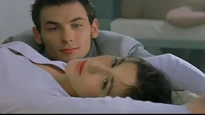 Đĩ thích đôi thâm phim sec dit me nhập trong khi nhận fucked qua hai đen dicks