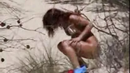 Gà chèn một dài dildo vào một âm đạo pim sec me va con ướt